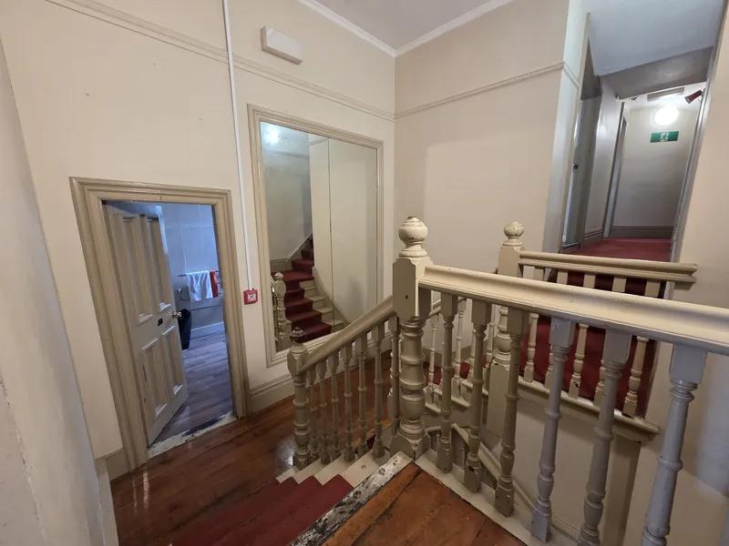 2/33 Vivian Street